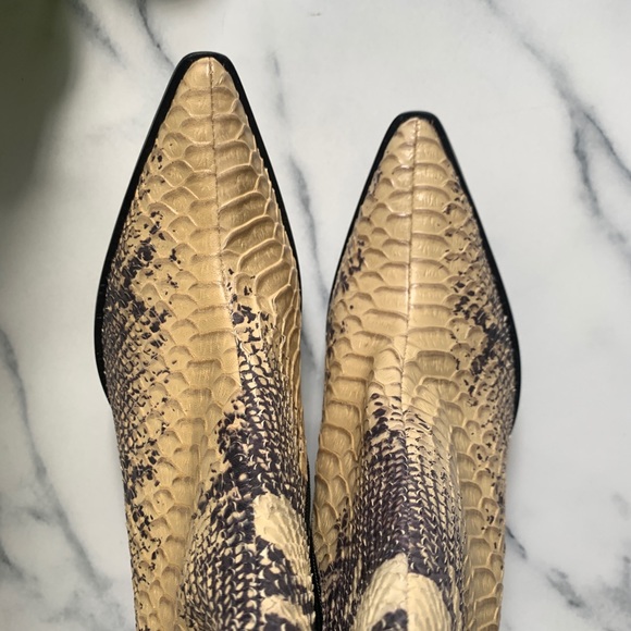 Jeffrey Campbell Snake print pointed toe booties - Picture 3 of 10